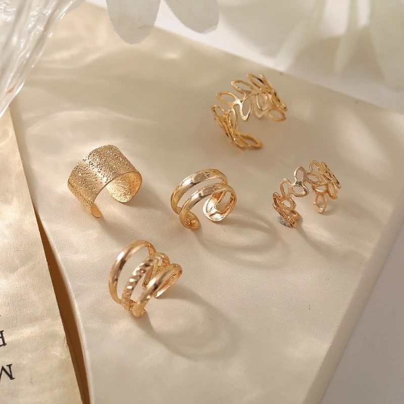 Set 5 Khuyên Tai Màu Đen Không Xỏ Lỗ Thời Trang Cho Nam Và Nữ