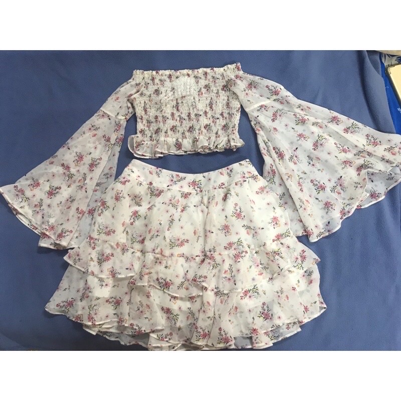 Set hoa của the bitsy chic