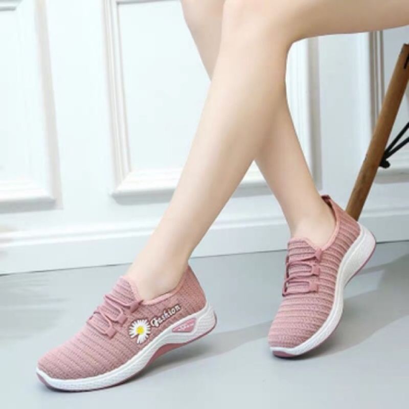 ] Giày nữ cổ chun hoa cúc mới
