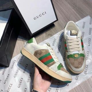 Giày thể thao cao cấp  hoạ tiết gc bẩn hồng va xanh