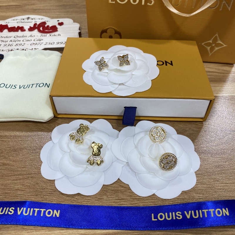 Ảnh thật- Bông tai cao cấp LV full box phụ kiện