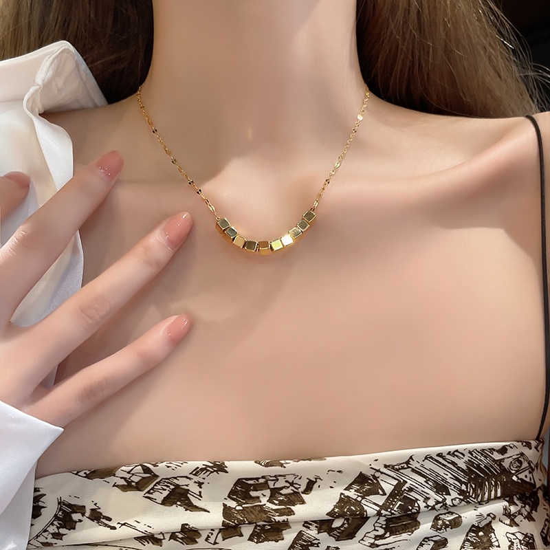 Dây chuyền vàng mạ 18k TITAN KHÔNG GỈ vòng cổ titan nữ mặt hình lập phương thiết kế thời trang trang tao nhã trang sức titan cao cấp 2021