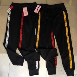 QUẦN JOGGER VIỀN SỌC OFF WHITE