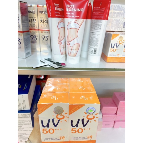 Kem chống nắng uv 50 thái lan