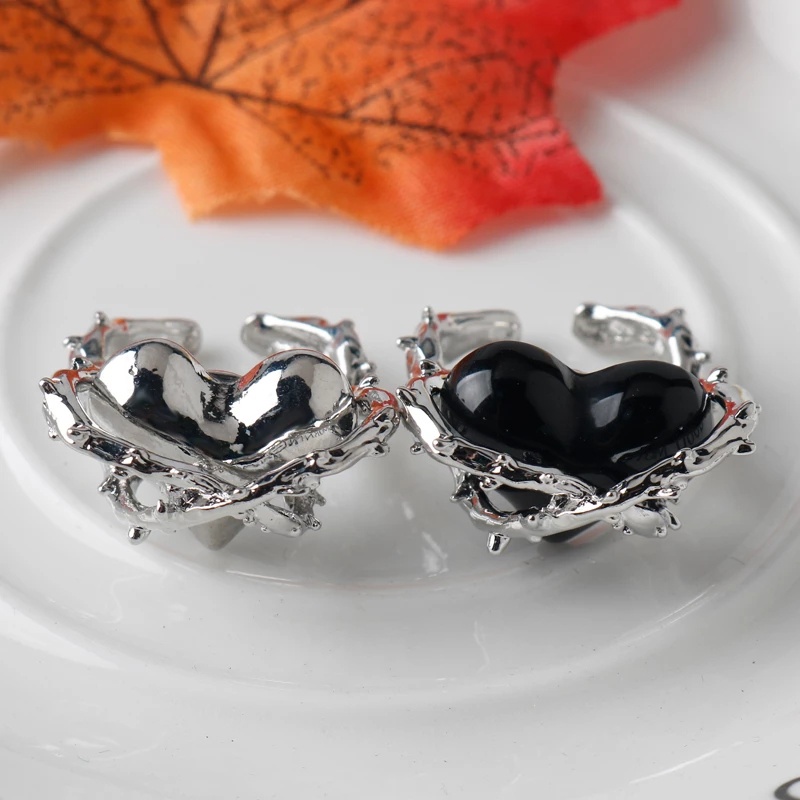 Nhẫn Hở Kim Loại Hình Trái Tim Phong Cách Gothic Cổ Điển