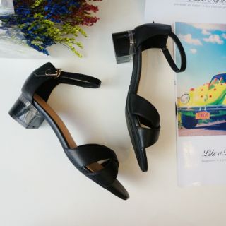 Sandal quai chéo gót mica