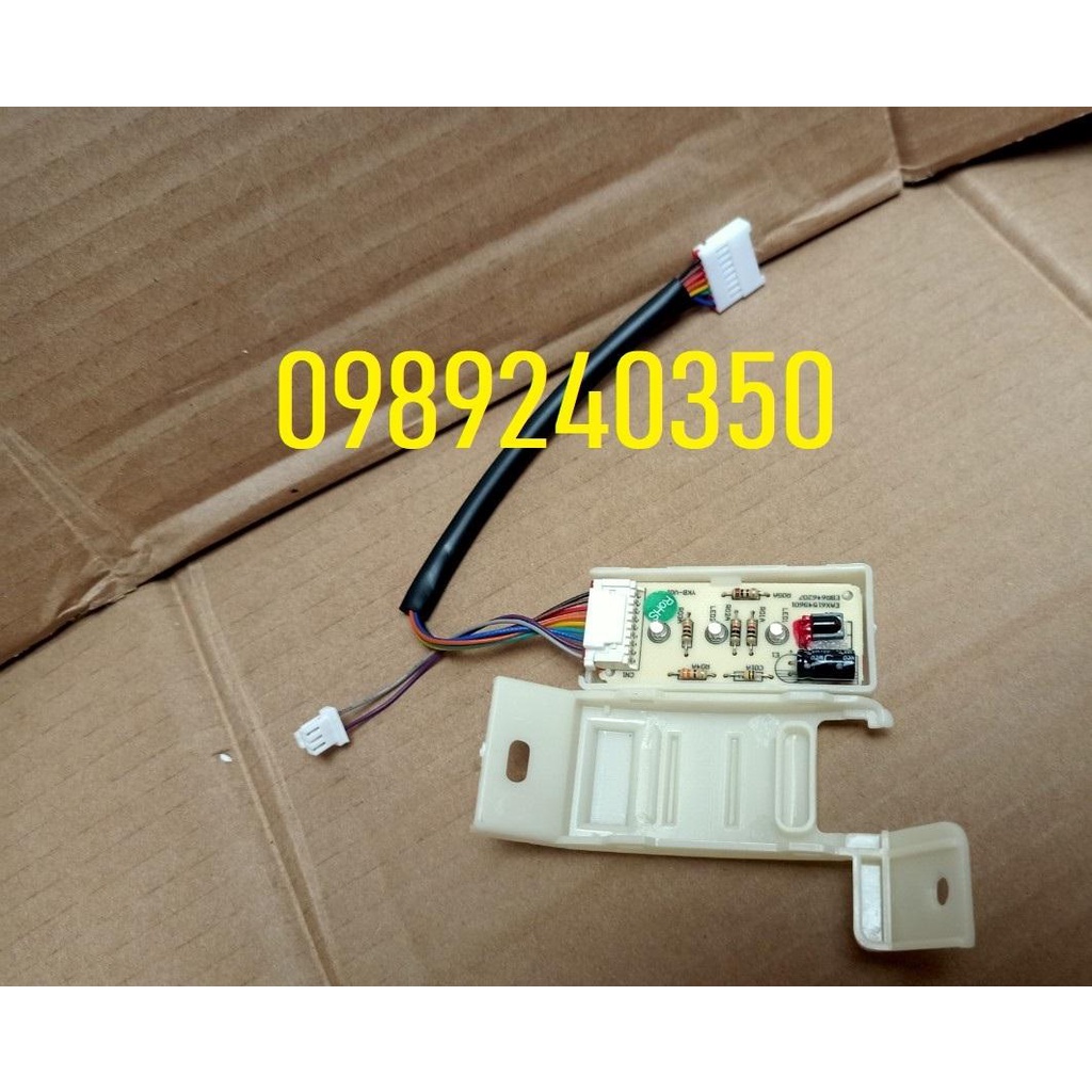 Vỉ mạch điện tử mắt nhận tín hiệu điều hòa LG mã EBR65245001