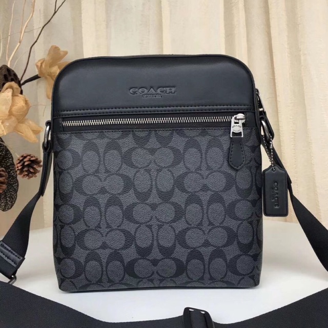 Túi đeo chéo Coach for men