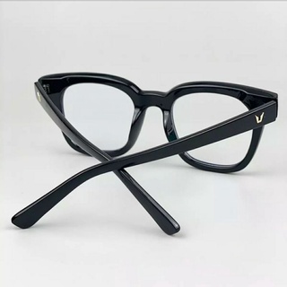 Kính Cận Nam Nữ Hot Trend
