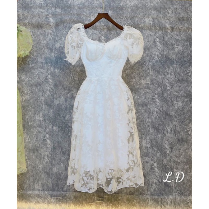 Váy ren xòe tay bồng