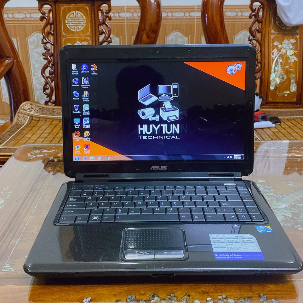 Laptop ASUS K40IJ sử dụng văn phòng, chơi game offline