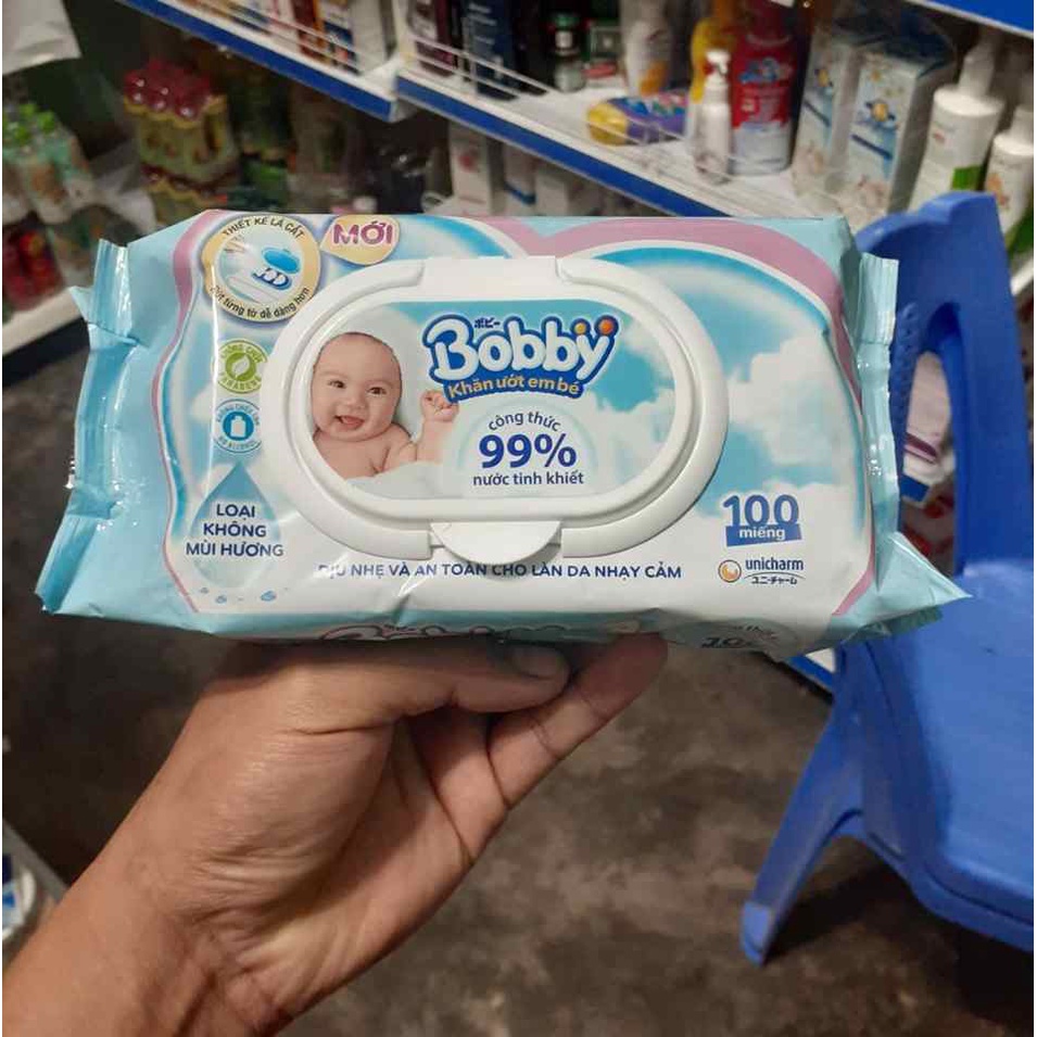 Khăn Ướt Bobby Nano Bạc Màu Xanh Không Mùi Gói 80 / 100 Tờ