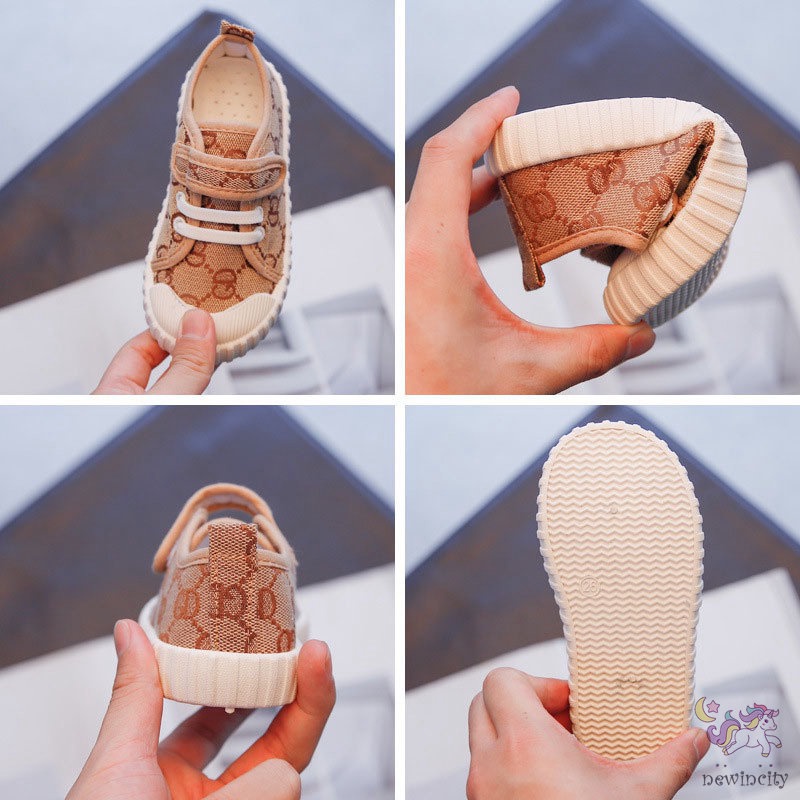 Giày Vải Canvas Đế Mềm In Họa Tiết Thời Trang Hàn Quốc Dễ Thương Thoải Mái Cho Bé