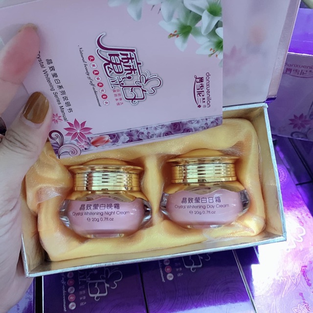 5 Cặp đôi hoàng cung hồng