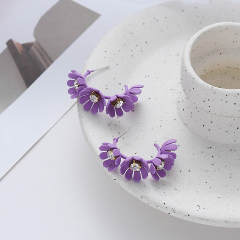 Bông Tai Hoa Đính Ngọc Trai Xinh Xắn Dành Cho Nữ