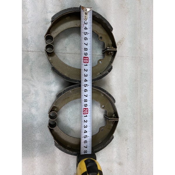 Bộ má phanh,bố thắng 14,5cm, 4 chiếc loại đường kính 14,5cm dùng lắp ráp thay thế cho cầu sau xe 3 bánh,4 bánh