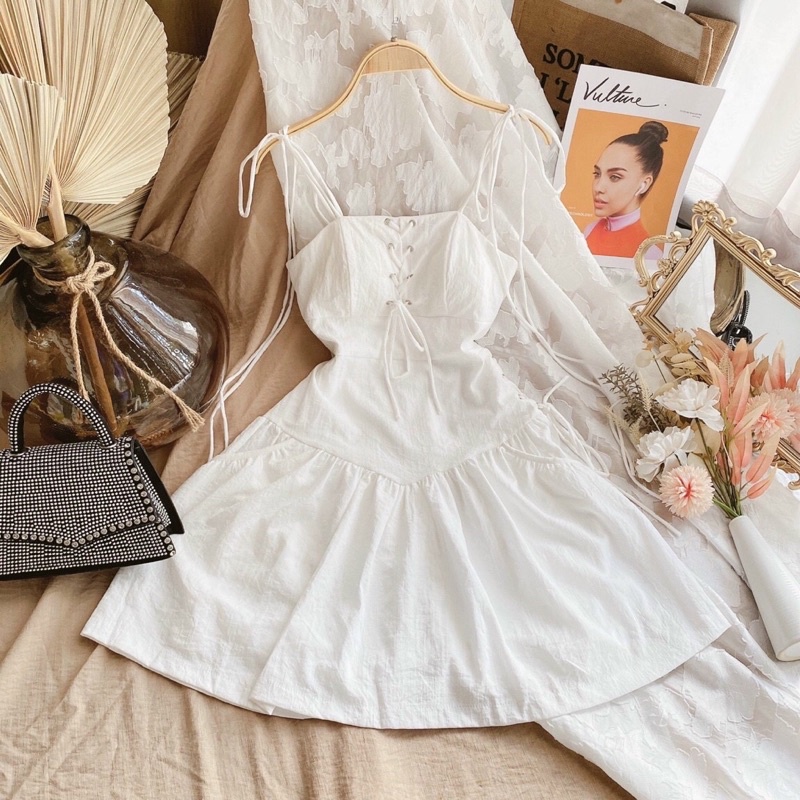 ĐẦM HAI DÂY ĐUÔI CÁ