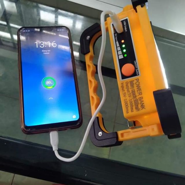 ĐÈN NĂNG LƯỢNG MẶT TRỜI DI ĐỘNG KẾT HỢP SẠC ĐIỆN THOẠI