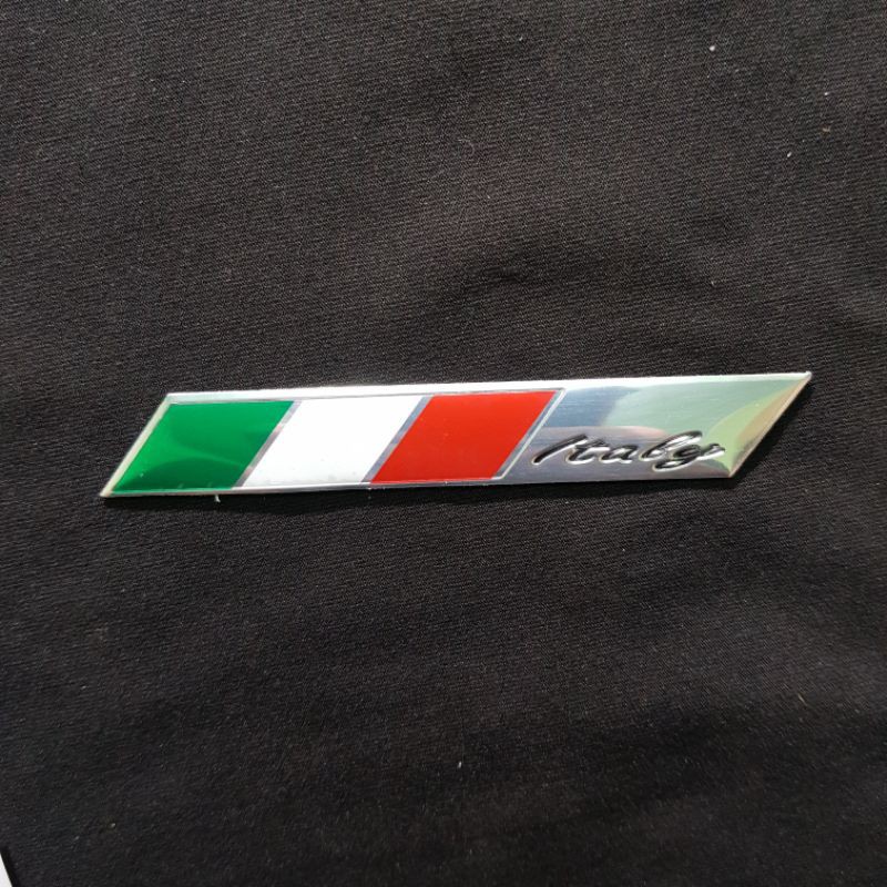 Tem nhôm dán xe hình lá cờ Italy chất lượng cao, siêu chất, đẹp
