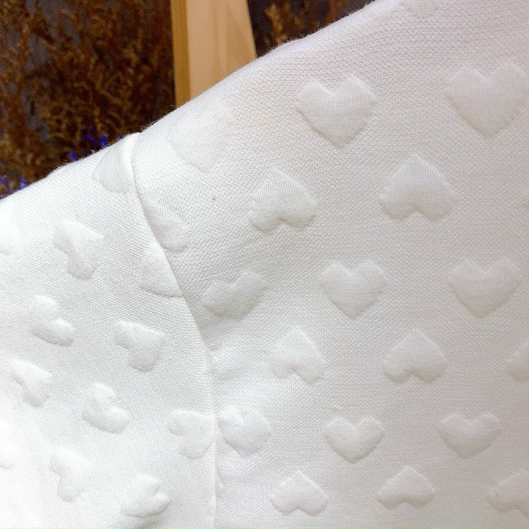 Áo thun tim dập nổi siêu đẹp