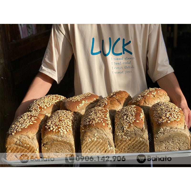 Bột mì đen nguyên cám  Aunt Michelle gói 1kg