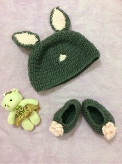 Combo giày + mũ len handmade cho bé