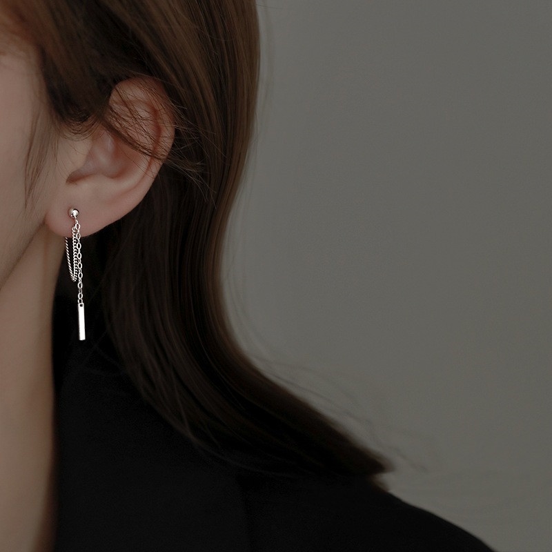 Khuyên tai Ahellogirl dáng dài phối tua rua phong cách Hàn Quốc