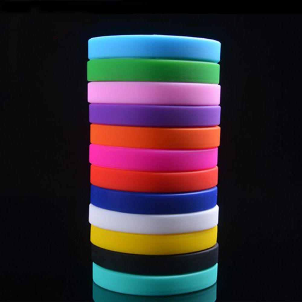 Vòng Đeo Tay Thể Thao Bằng Silicone Nhiều Màu