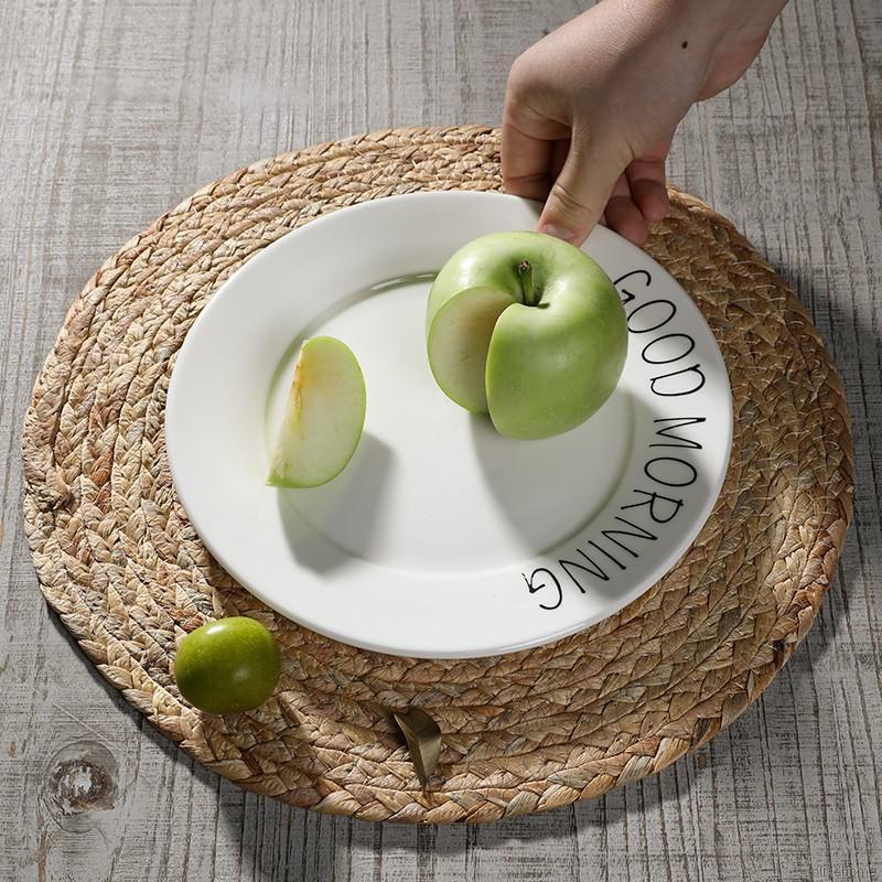 Tấm lót bàn ăn hình tròn bằng mây đan