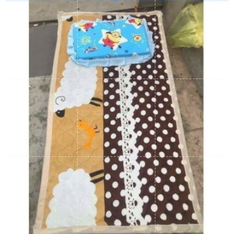 Thảm Trải giường cho bé ấm áp kích cỡ tiêu chuẩn