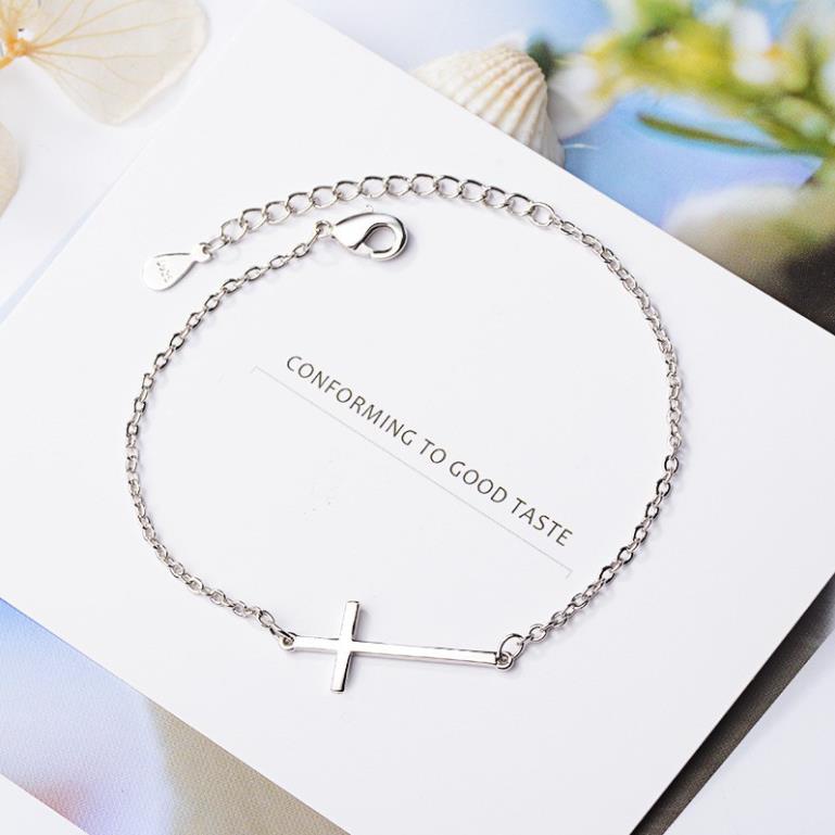 (0158) Vòng Tay Nhỏ Thanh Lịch Mặt Thánh Giá Đơn Giản Dành Cho Nữ