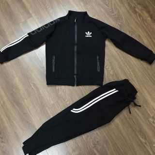 Combo 2 quần jogger và 1 bộ das