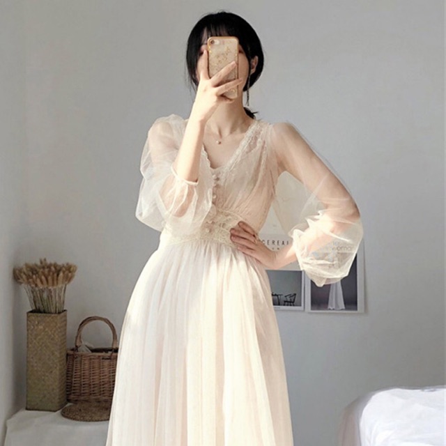 Đầm công chúa tay phồng