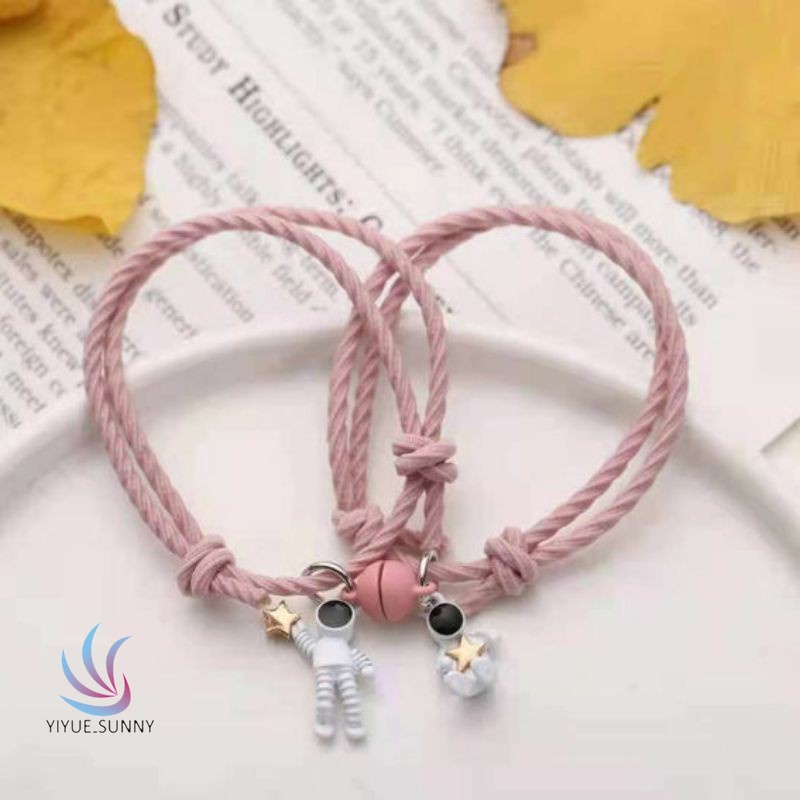 2pcs A Pair Of Magnetic Rubber Strap Bracelets Astronaut Design Lovers Bracelet Attract Magnet Braided Hand Rope Student Cute Spaceman Hair Rope YUE