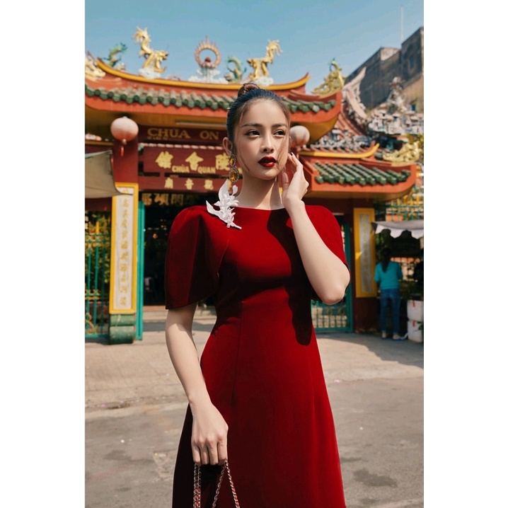 Thanh lý áo dài cách tân nhung đỏ Hương Boutique