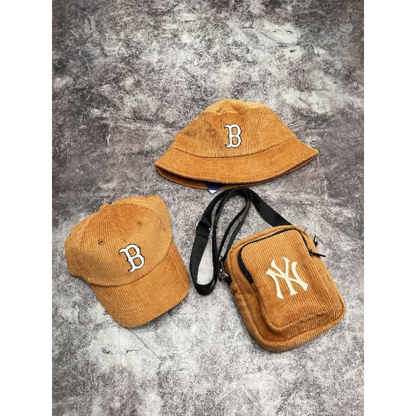 Túi đeo chéo nhung tăm M L B