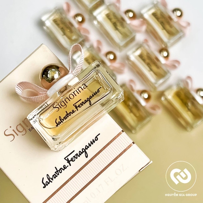 nước hoa mini 5ml EDP nữ Signorina hồng hàng Mỹ