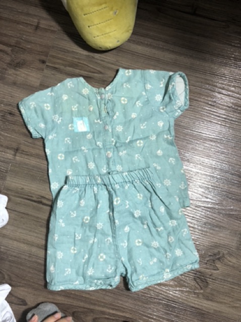 Thanh lý bộ Lullaby, Nous cho bé