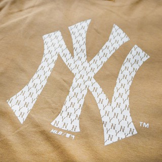 Áo Thun MLB NY Yankee Monogram Nâu