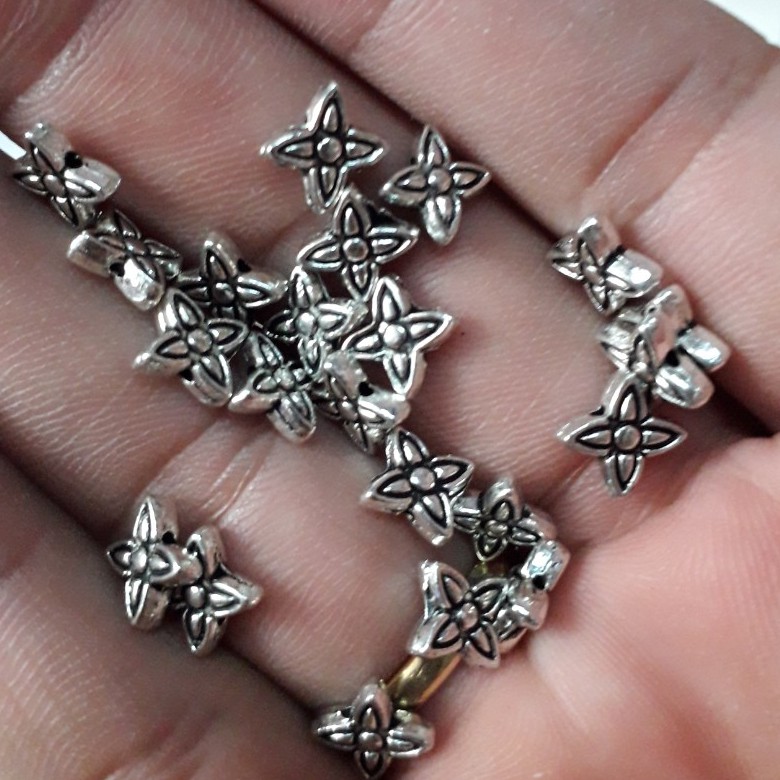Sỉ charm xỏ 1 gói = 50gram = 25k [ Cung Cấp Sỉ Phụ Kiện Handmade ]