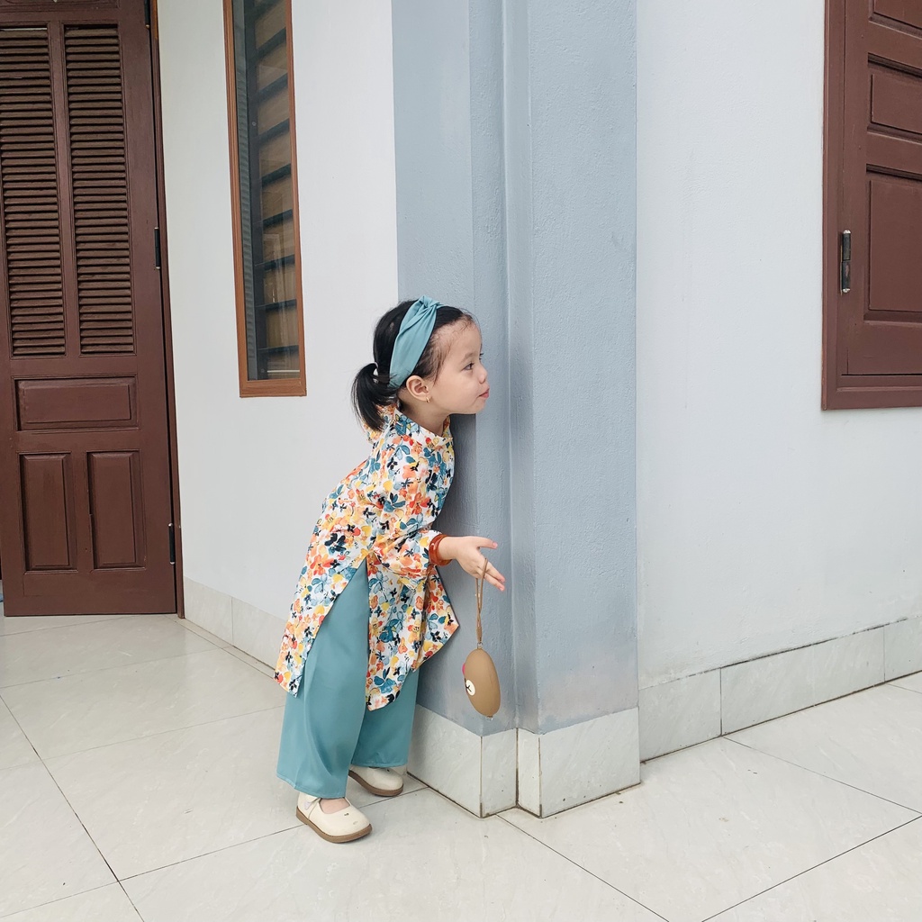 Áo dài cho bé gái Samkids  chất liệu thô cotton quần lụa ngọc trai, họa tiết hoa bướm cực xinh cho bé