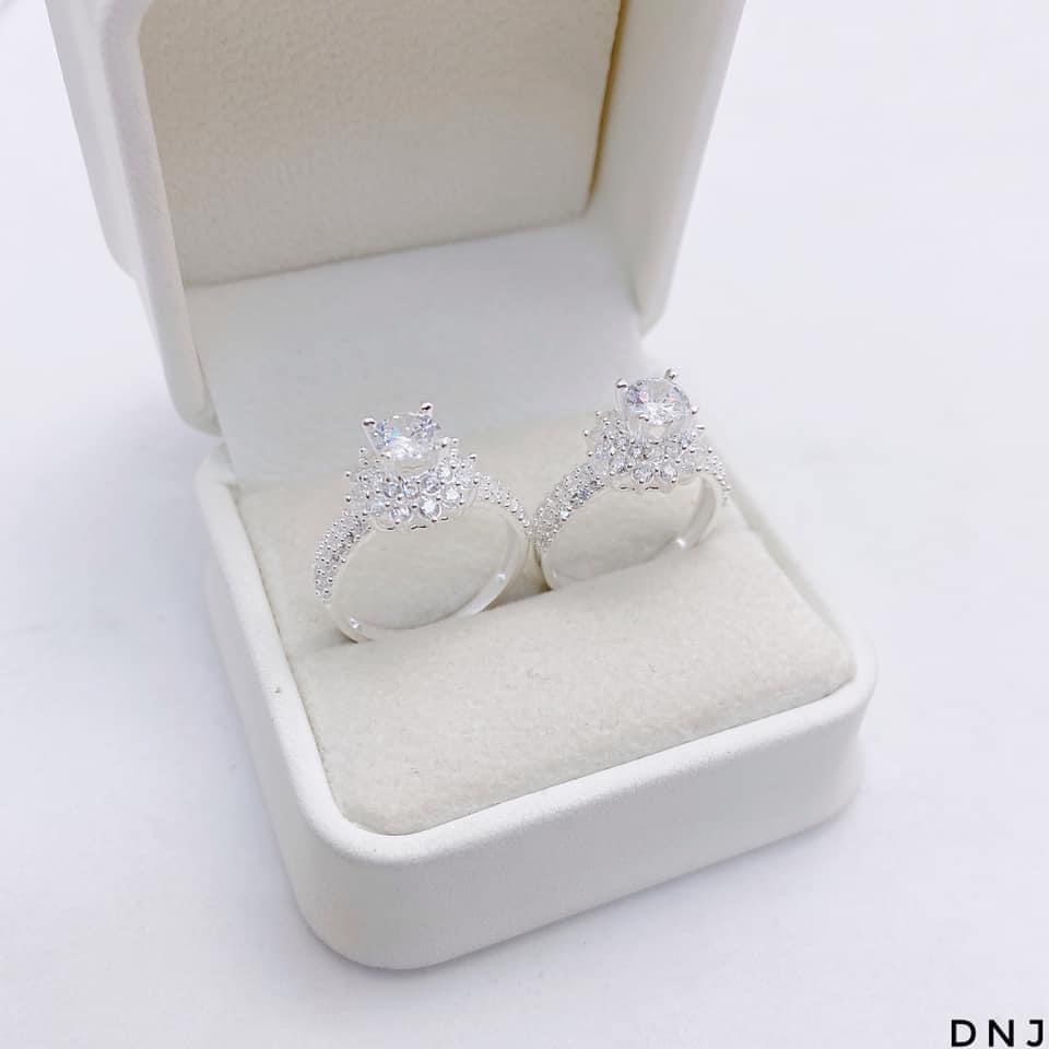 Nhẫn nữ bạc ta mẫu mới gắn đá cao sang chảnh - Kho sỉ bạc Nhất Linh