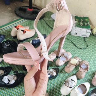 Combo giầy cao gót cho khách