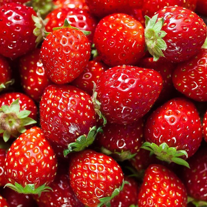 Tinh dầu nước hoa (Accord base) CW STRAWBERRY cao cấp (2ml/ 5ml)