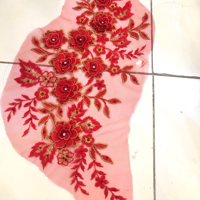 Ren đỏ 45cm khách kéo hình sang cho rõ nhé