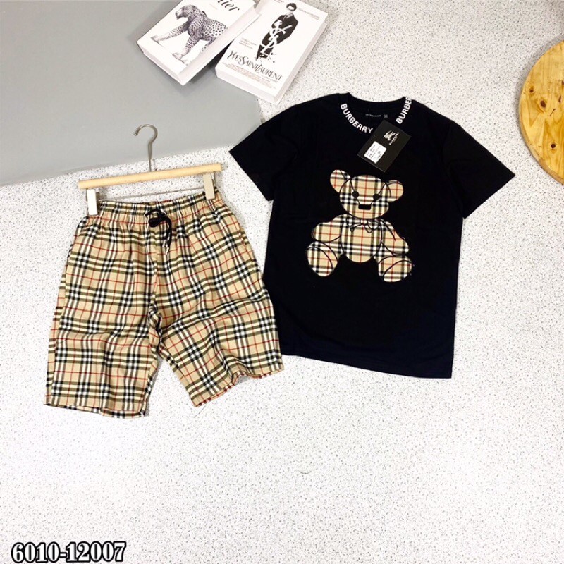 Bộ Hè BBR Gấu Kẻ Caro Cổ Bo Dệt Chữ | BigBuy360 - bigbuy360.vn