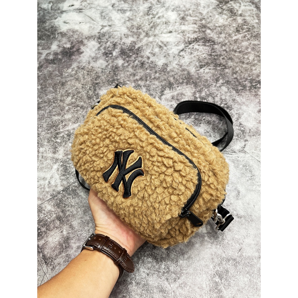 Túi Đeo Chéo NY Vải Lông Cừu  Hàng Xuất Xịn