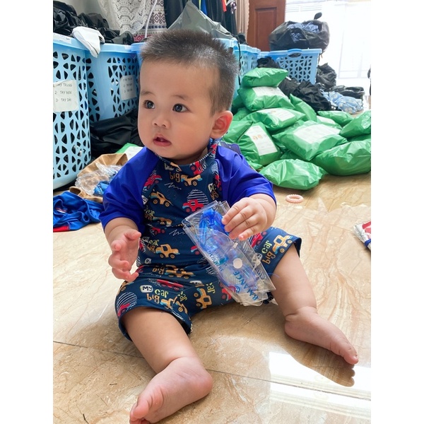 Đồ bơi bé trai liền thân tay ngắn hoạt hình, đồ bơi siêu nhân bé trai