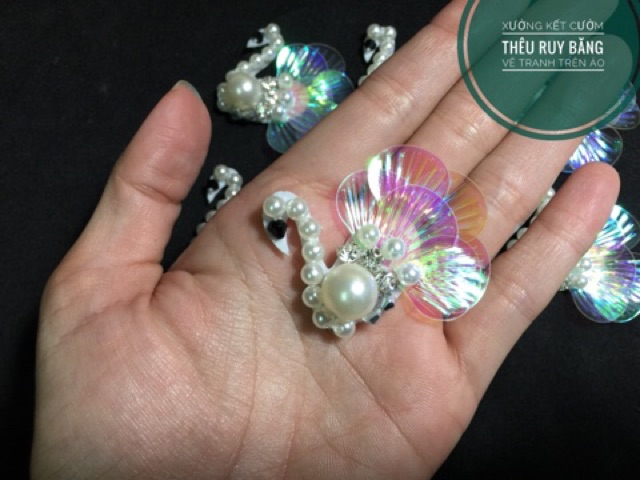Sticker hình thiên nga, phụ kiện trang trí thời trang và hanmade