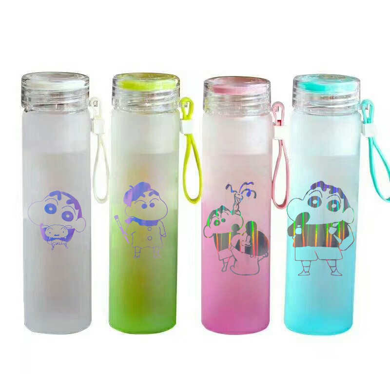 Bình nước màu loang shin BNML22 bình nước hologram cậu bé bút chì thần tượng 500ml